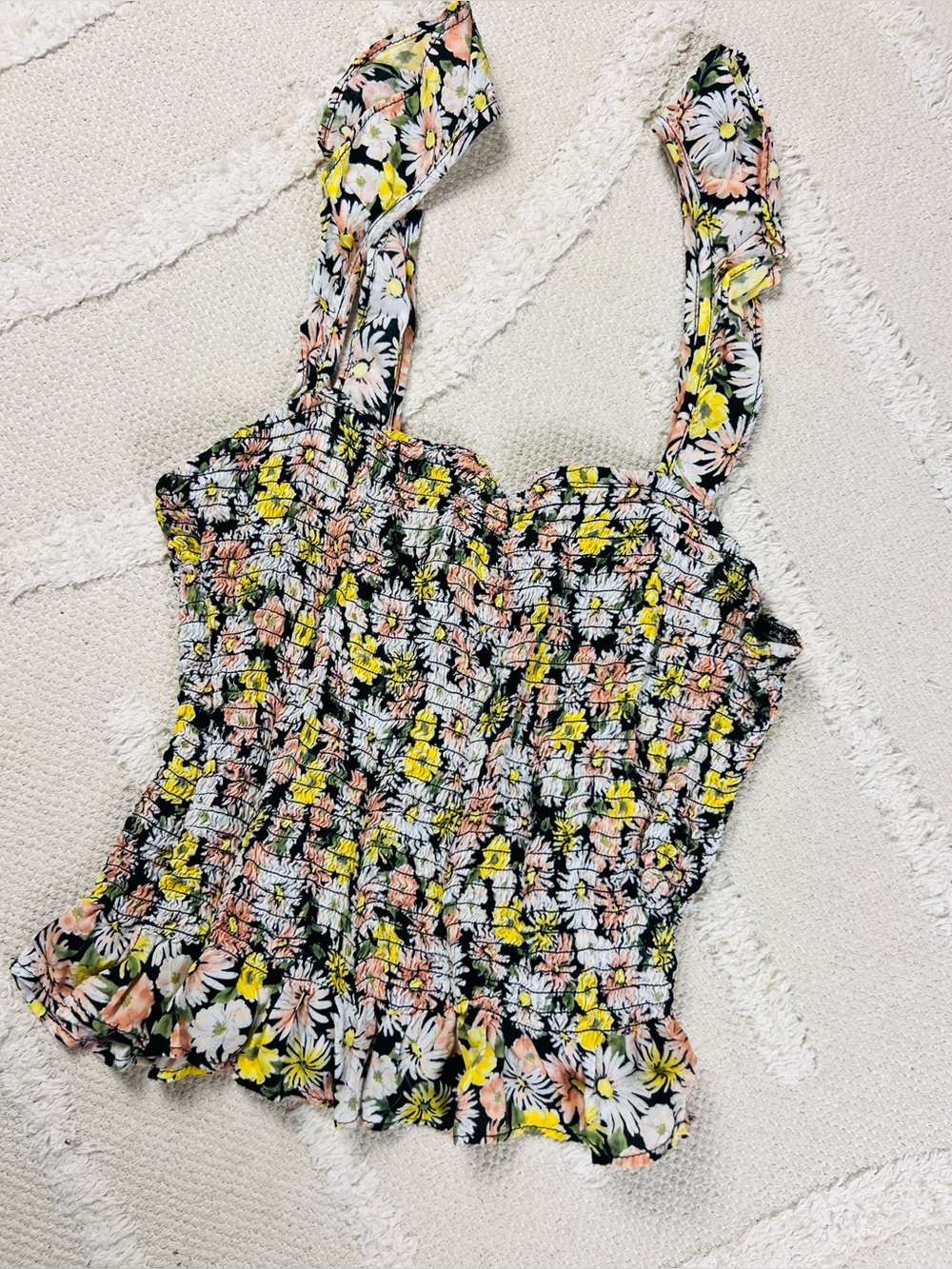 Lush Smocked Floral Babydoll Crop Top – S | Vibrant White, Yellow & Pink Flowers